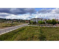 Oportunidad para promotores – Solar urbano para 8 chalets en L’Alcúdia de Crespins (Valencia)