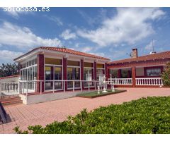 Chalet en Venta en Olocau, Valencia