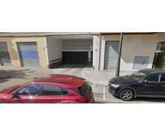 ** PLAZA DE GARAJE EN VENTA EN LA CALLE JOAN VERDEGUER NR 1 ** Con facil acceso, pasillos anchos y d