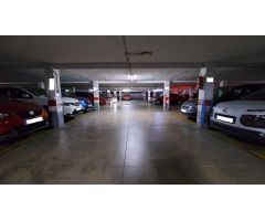** PLAZA DE GARAJE EN VENTA EN LA CALLE JOAN VERDEGUER NR 1 ** Con facil acceso, pasillos anchos y d