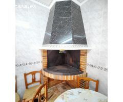 CASA INDEPENDIENTE EN LA POBLACION DE VILLARROBLEDO