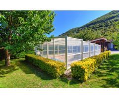 CHALET CON PISCINA EN VALLE DE MENA