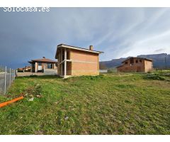 CHALET EN ESTRUCTURA EN VILLASANA DE MENA