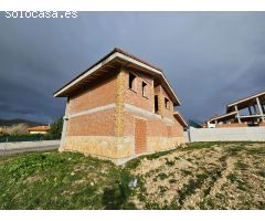 CHALET EN ESTRUCTURA EN VILLASANA DE MENA
