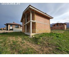 CHALET EN ESTRUCTURA EN VILLASANA DE MENA