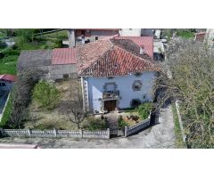 ENCANTADORA CASA DE PIEDRA