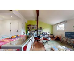 ACOGEDOR INMUEBLE EN CALLE LA TORRE