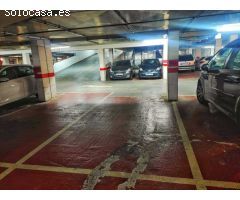 Parking coche en pleno centro de Granollers Sant josep de Calassanç