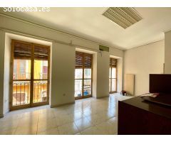 Edificio en Venta en Denia, Alicante