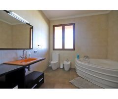 Chalet en Venta en Denia, Alicante