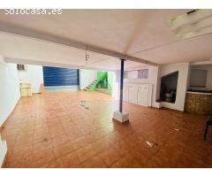 Edificio en Venta en Denia, Alicante