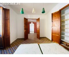 Edificio en Venta en Denia, Alicante