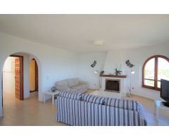 Chalet en Venta en Benitachell, Alicante