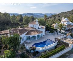 Chalet en Venta en Denia, Alicante