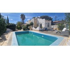 VILLA EN LA ZENIA CON PARCELA 600M2 Y ORIENTACION SUR!!!
