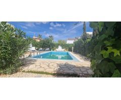 VILLA EN LA ZENIA CON PARCELA 600M2 Y ORIENTACION SUR!!!
