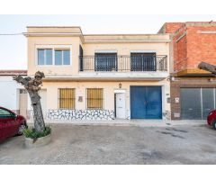 Casa de Pueblo a las afueras de Rafal