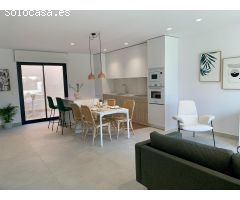 Villas de lujo de nueva construcción con piscina privada en Roda Golf