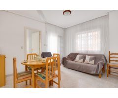 SE VENDE BONITO APARTAMENTO CON PISCINA COMUNITARIA. LA PLAYA DEL CURA!!!!!!