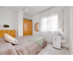 SE VENDE BONITO APARTAMENTO CON PISCINA COMUNITARIA. LA PLAYA DEL CURA!!!!!!