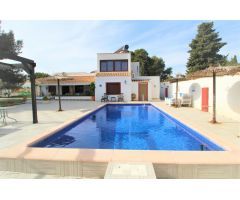 Villa lujosa en la zona de Cabo Roig