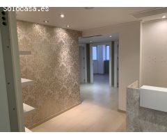 LOCAL COMERCIAL CENTRICO A 3 CALLES DEL MAR