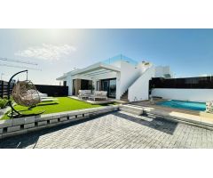 Chalet semi independiente en Vistabella Golf