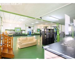 Local comercial con gran instalaciones cerca de Almoradi