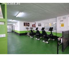 Local comercial con gran instalaciones cerca de Almoradi