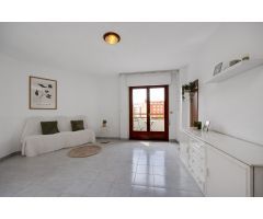 AMPLIO APARTAMENTO DE 3 DORMITORIOS Y PISCINA COMUNITARIA A TAN SOLO 500M DE LA PLAYA