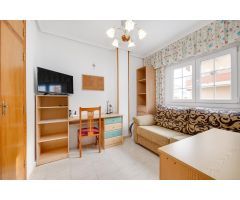 Estupendo apartamento céntrico de 2 dormitorios en Torrevieja