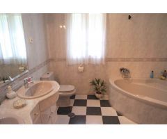 Chalet en Venta en Torrox Costa, Málaga