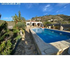 Chalet en Venta en Torrox Costa, Málaga