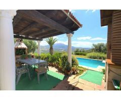 Chalet en Venta en Periana, Málaga