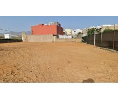 ¡TERRENO URBANO AMPLIA FACHADA, SAN ANTONIO TELDE!