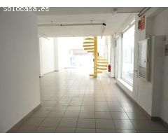 LOCAL EN ESQUINA A 50M DE LAS CANTERAS - ¡PERFECTO PARA SU NEGOCIO!