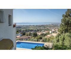 Chalet en Venta en Roses, Girona