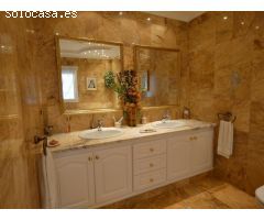 Chalet en Venta en Roses, Girona