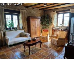 SAGÜES, CASA DE PIEDRA CON TERRENO