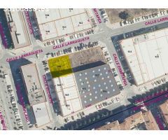 Ekiser vende solar en Ansoain, Navarra