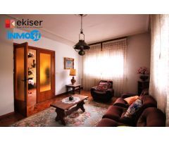 EKISER VENDE CASA EN EL CENTRO DE ZIORDIA