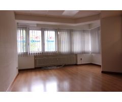 Ekiser vende piso en el centro de Pamplona en el Primer Ensanche