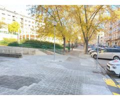 Local comercial en Alquiler en Pamplona - Iruña, Navarra