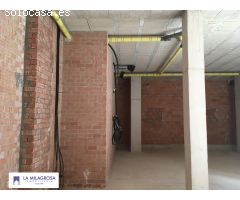ALQUILER LOCAL COMERCIAL EN ESQUINA
