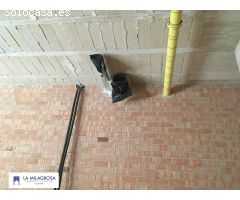 ALQUILER LOCAL COMERCIAL EN ESQUINA