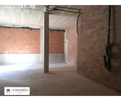 ALQUILER LOCAL COMERCIAL EN ESQUINA
