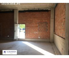 ALQUILER LOCAL COMERCIAL EN ESQUINA