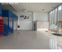 Jayone Chourraut vende nave industrial en el Poligono Landazabal de Villava