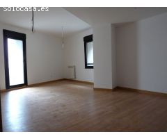 Piso dos habitaciones y dos baños con ascensor en el centro