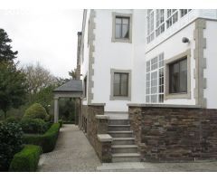 Chalet en Venta en Lugones, Lugo